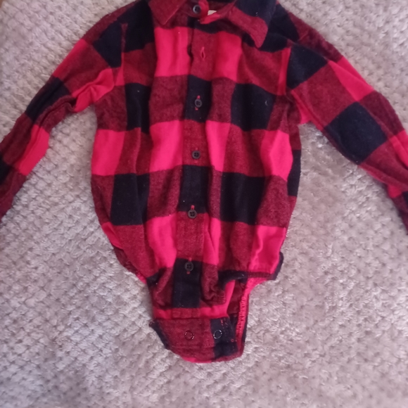 Baby clothes - Picture 1 of 1